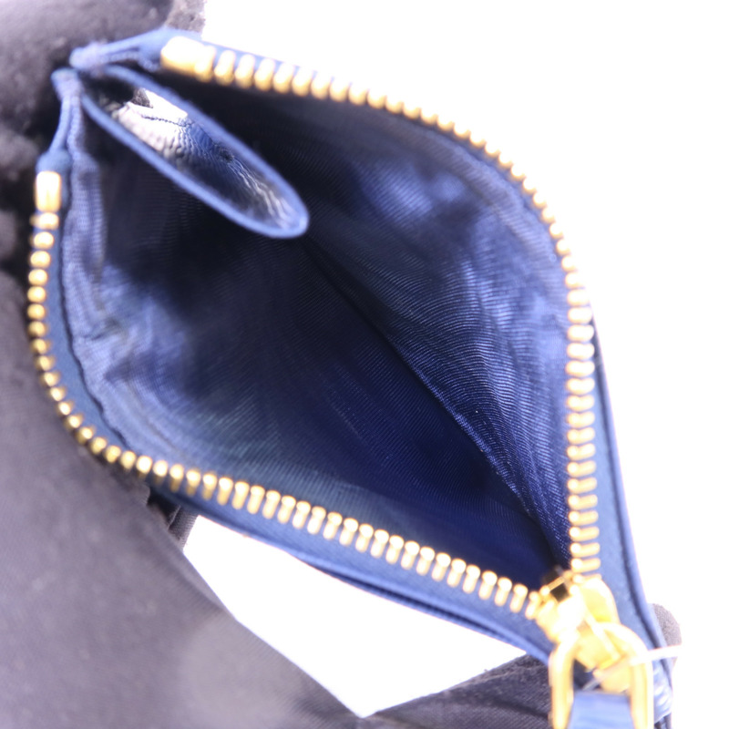 PRADA 牛皮皮革Card Case金扣卡片套-4