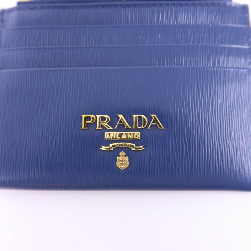 PRADA 牛皮皮革Card Case金扣卡片套-5