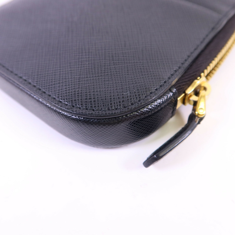 PRADA 牛皮皮革Saffiano Phone Case金扣手挽袋-14