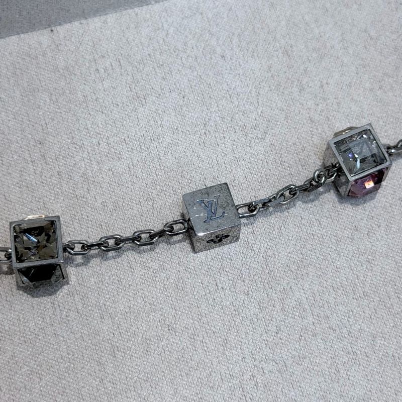 LV Gamble 四色水晶骰子項鍊 LN002-4