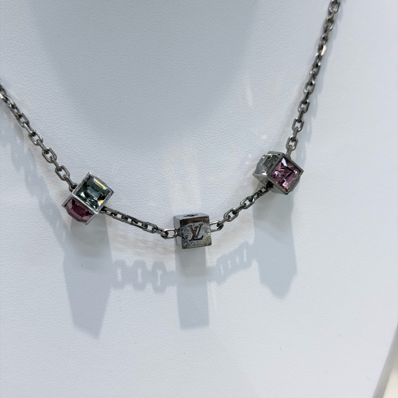 LV Gamble 四色水晶骰子項鍊 LN002-8
