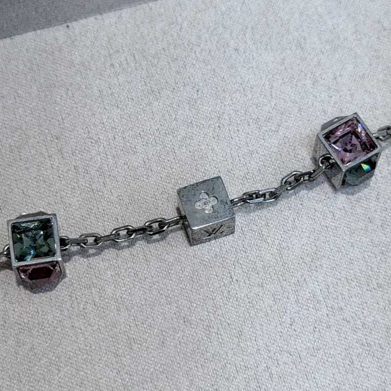 LV Gamble 四色水晶骰子項鍊 LN002-12