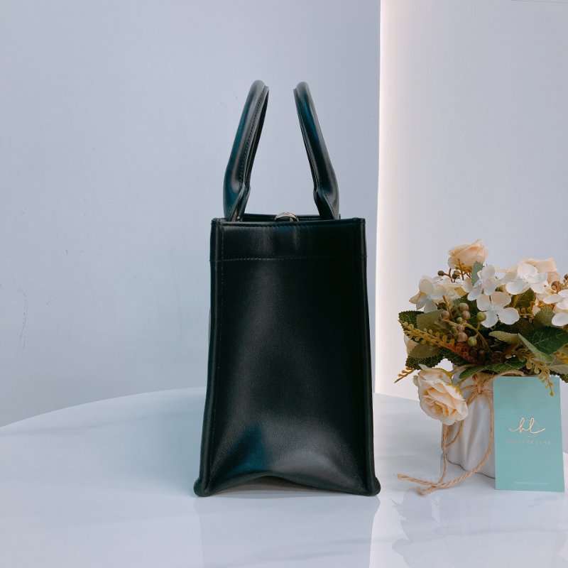 MS0546 Christian Dior 迪奧 托特包 大藤格紋 小號 牛皮 黑色 淡金扣 Book Tote Macrocannage Small Calfskin Black x LGHW-2