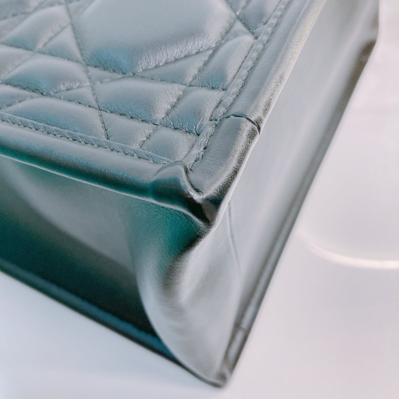 MS0546 Christian Dior 迪奧 托特包 大藤格紋 小號 牛皮 黑色 淡金扣 Book Tote Macrocannage Small Calfskin Black x LGHW-7