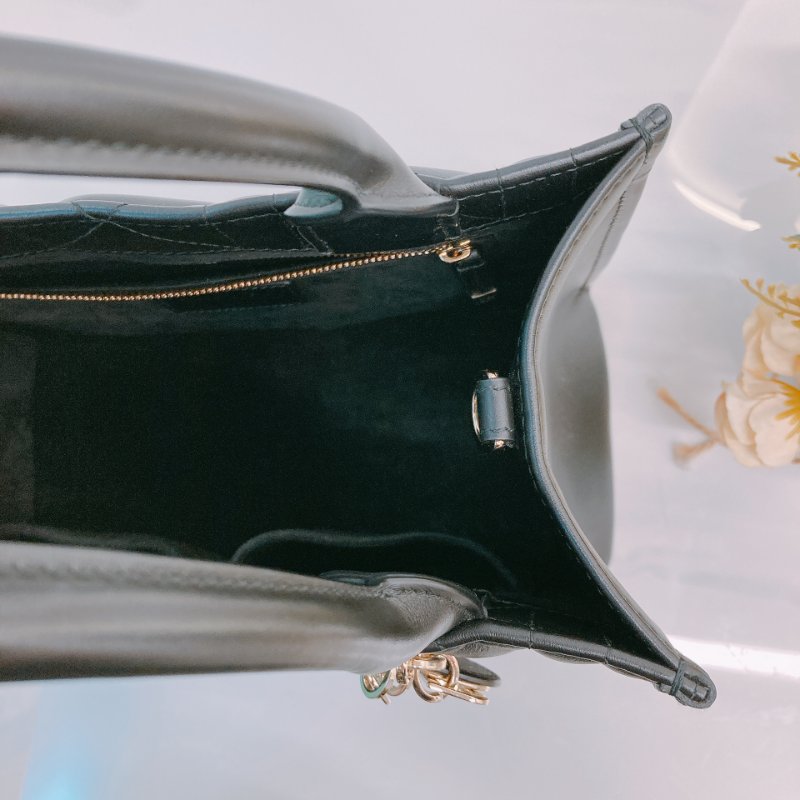 MS0546 Christian Dior 迪奧 托特包 大藤格紋 小號 牛皮 黑色 淡金扣 Book Tote Macrocannage Small Calfskin Black x LGHW-17