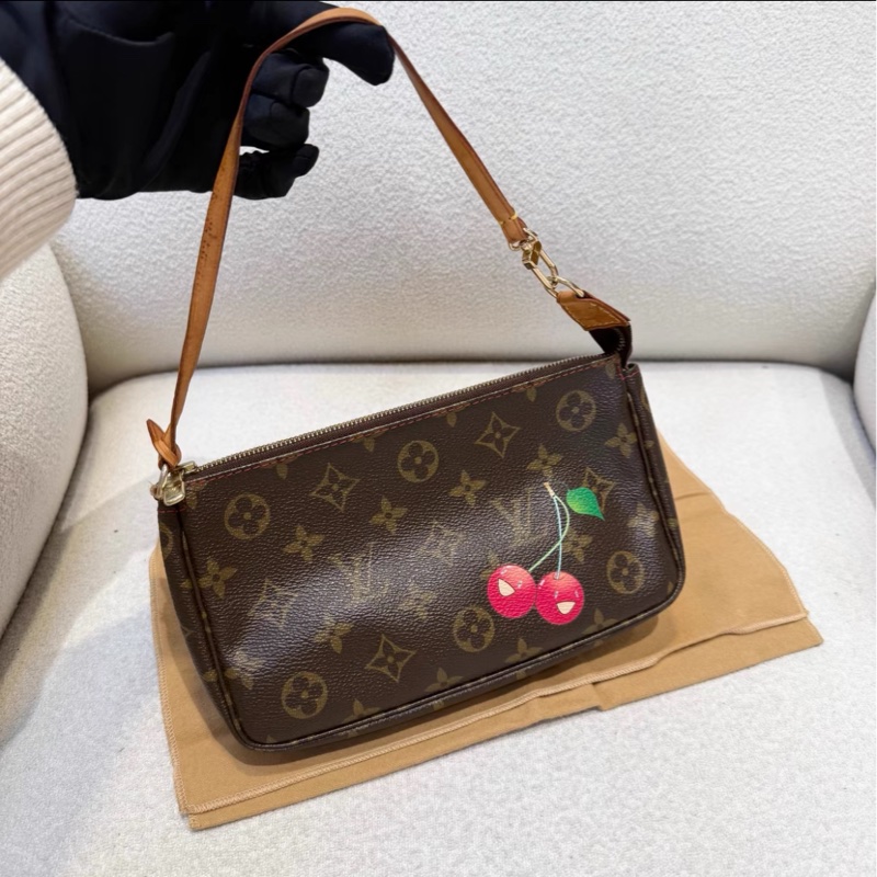 【95新 ✨ 全網最低價！】Louis Vuitton LV村上隆 櫻桃麻將包-5