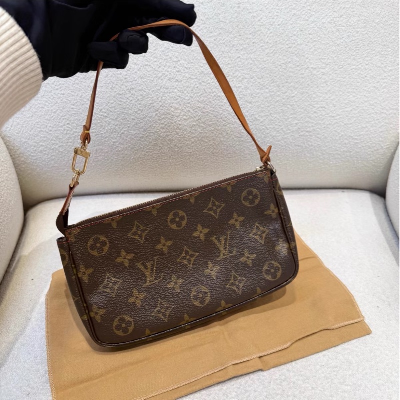 【95新 ✨ 全網最低價！】Louis Vuitton LV村上隆 櫻桃麻將包-6