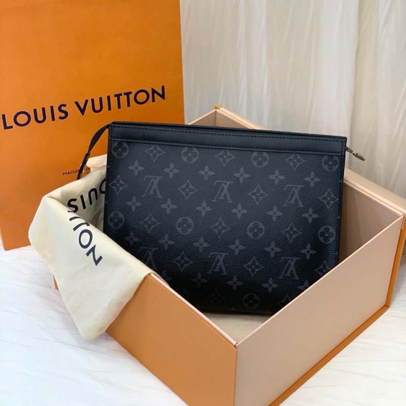 LV 黑武士老花手拿包 尺寸約27*21*3cm-0