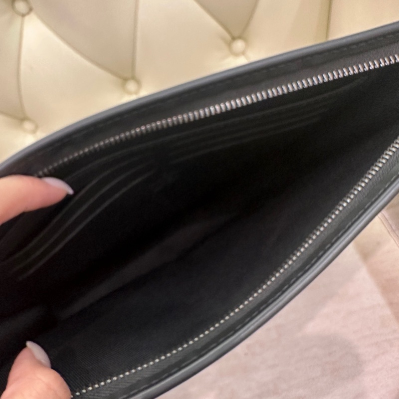 LV 黑武士老花手拿包 尺寸約27*21*3cm-16