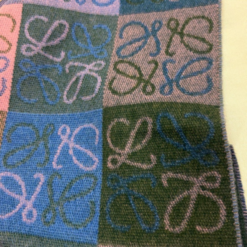 LOEWE圍巾有盒有紙袋-3