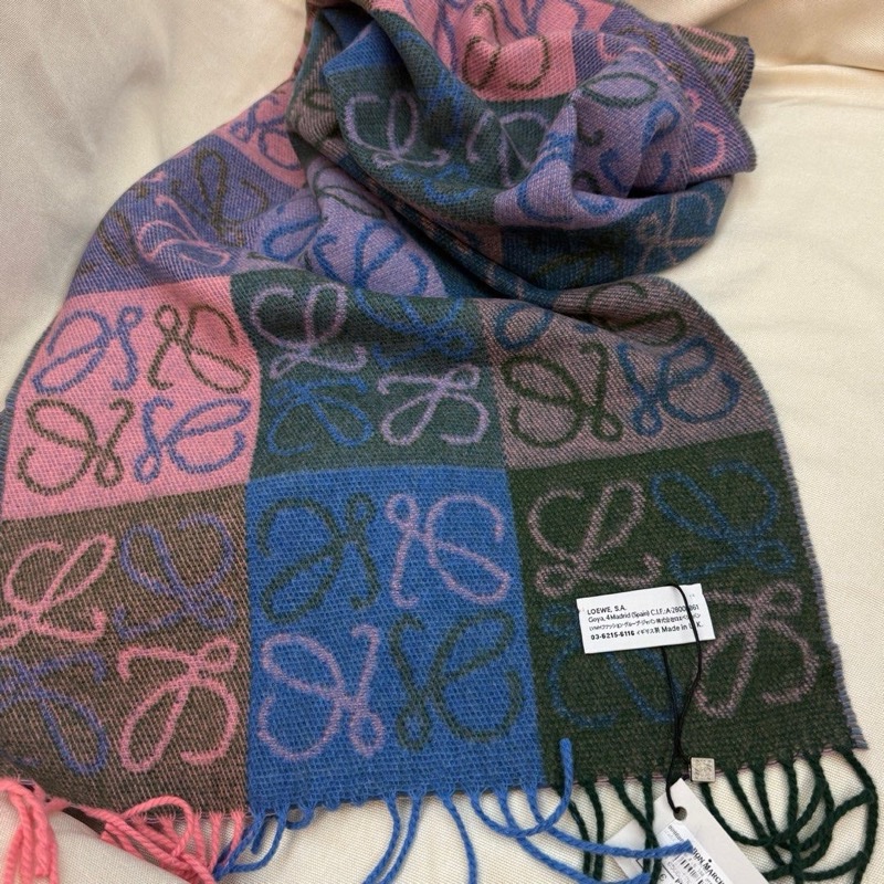 LOEWE圍巾有盒有紙袋-5