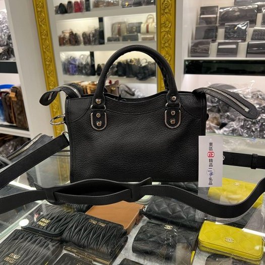 東區正精品㊣BALENCIAGA Mini City 390160 黑色山羊皮銀框小銀釦斜背包手提包機車包 RA1855-9