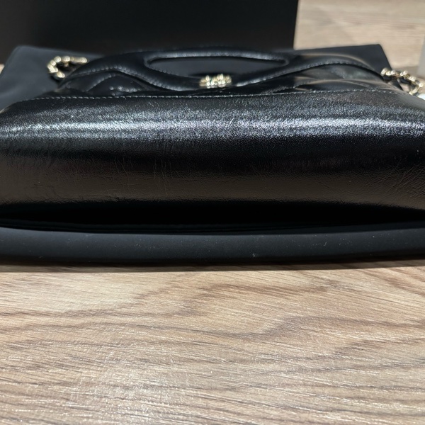 CHANEL 香奈兒 31Bag Nano黑色油蠟皮-7