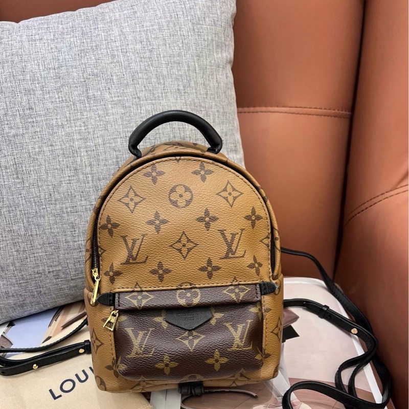 LV路易威登PALM SPRINGS迷你雙肩包拼色焦糖小書包-0