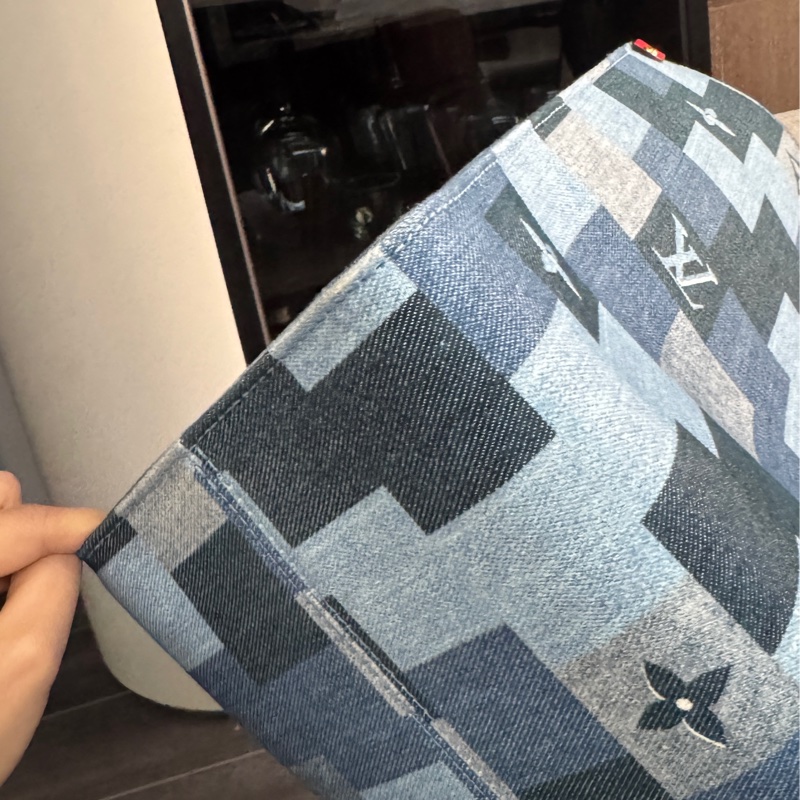 極新少用熱賣LV經典牛仔丹寧皮革拼布拼接On the go 雙面托特包-15