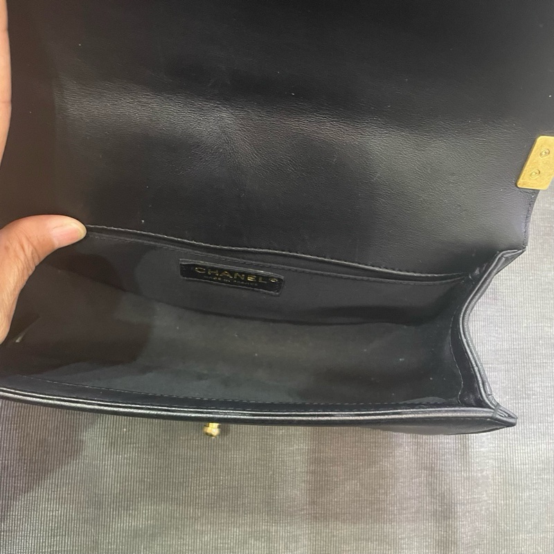 Chanel 香奈兒leboy 黑金羊皮中號-7