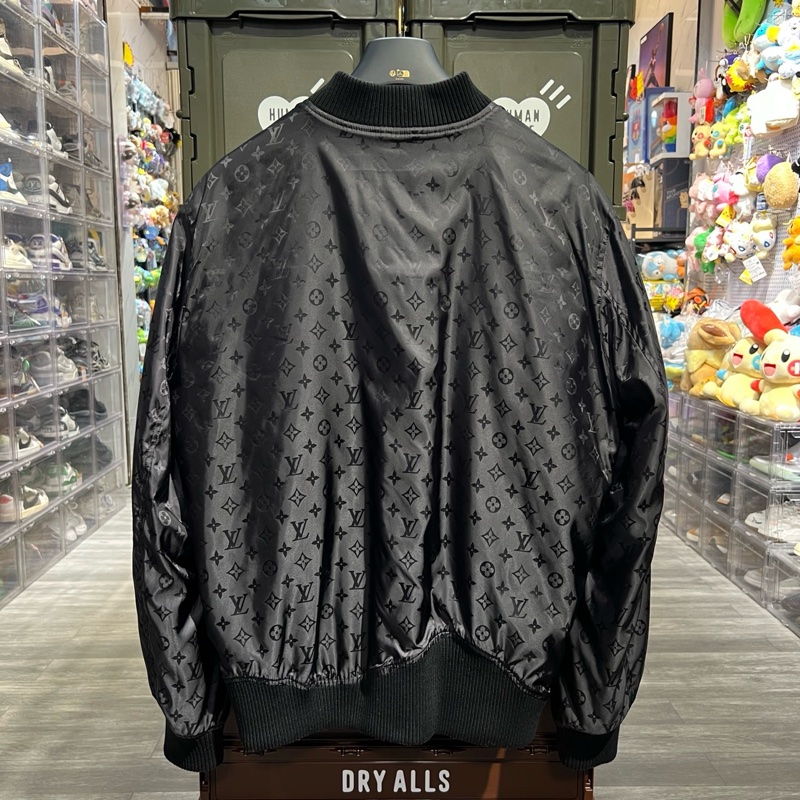 Lv 滿印雙面穿 皮夾克外套48碼-1