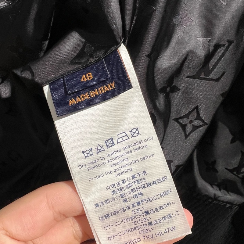 Lv 滿印雙面穿 皮夾克外套48碼-4