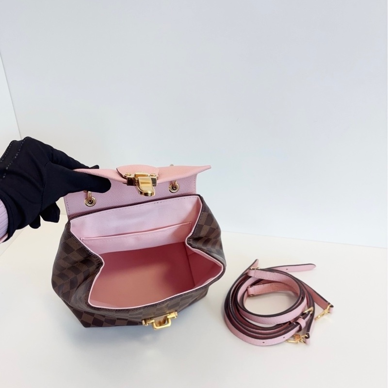 LV 路易威登 clapton 粉色拼棕棋盤格雙肩背包-7