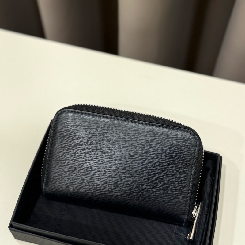 Dior拉鍊零錢包-1