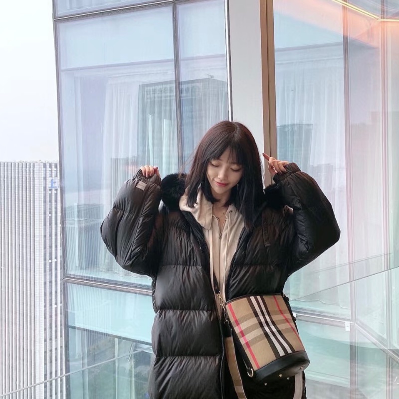 Burberry 格紋迷彩水桶包  帆布拼皮 金扣26.5*36*19 98新配件塵袋 子包-0