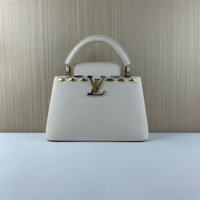 LV capucines BB  白色金屬花邊 芯片款27*18*9 98新配件盒子塵袋-7