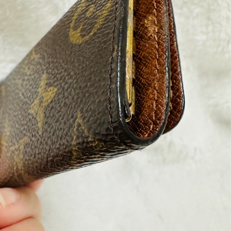 LV老花四孔金釦鑰匙包-15