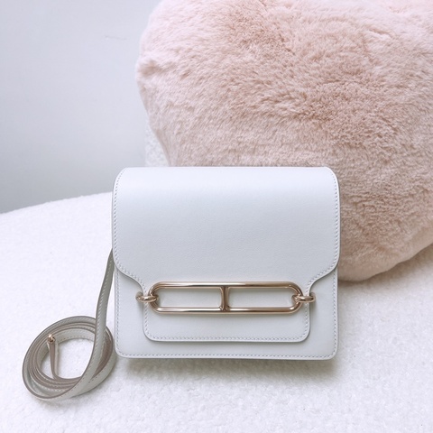 近新 Hermes mini roulis M4 奶灰白 豬鼻子包 B刻