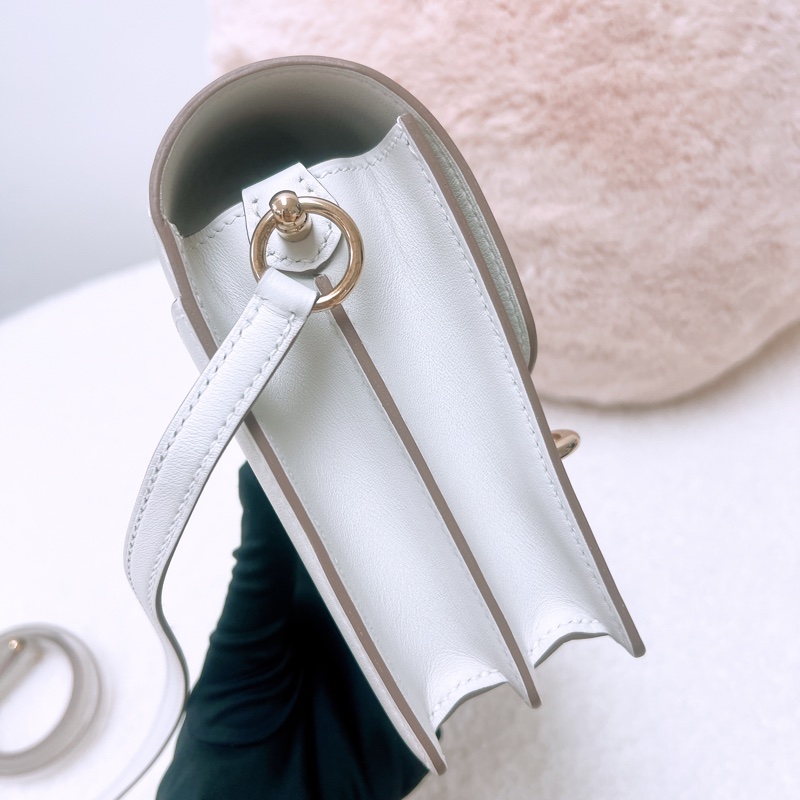 近新 Hermes mini roulis M4 奶灰白 豬鼻子包 B刻-6