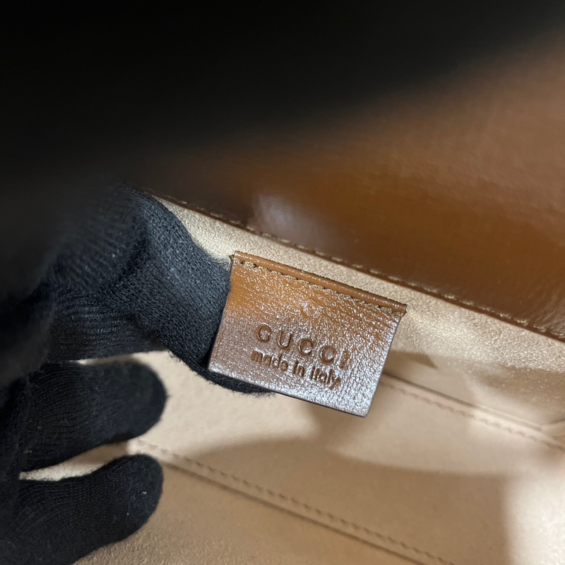 Gucci 1955 Hirsebit馬鞍扣斜背包（鳥木色）-9
