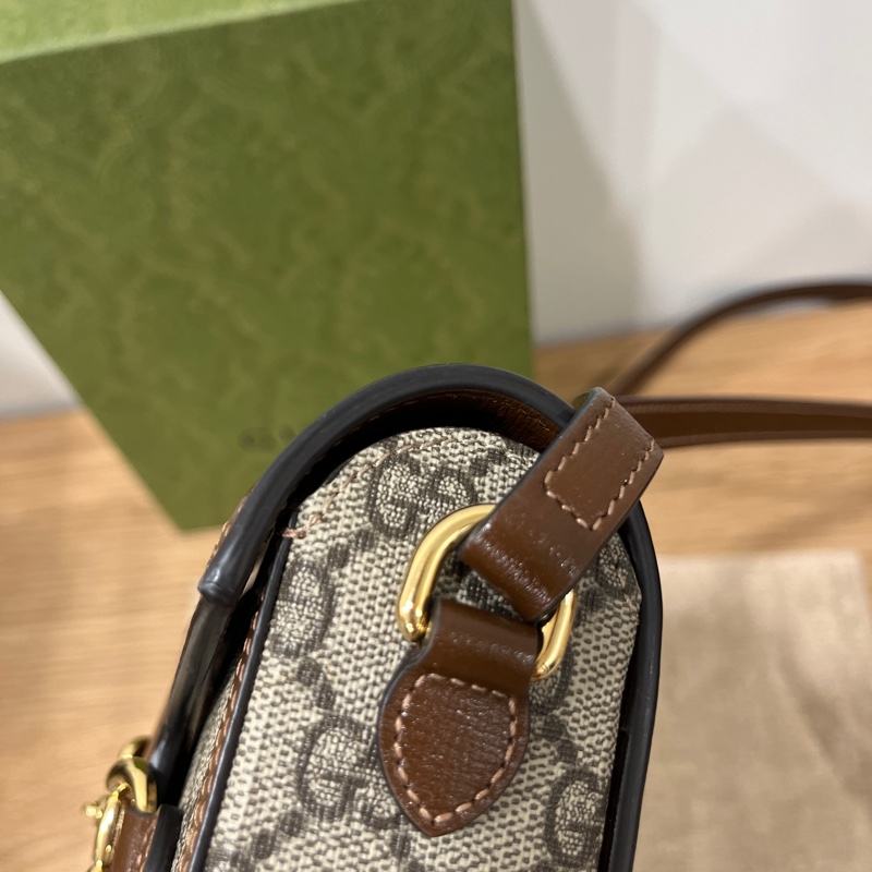 Gucci 1955 Hirsebit馬鞍扣斜背包（鳥木色）-12