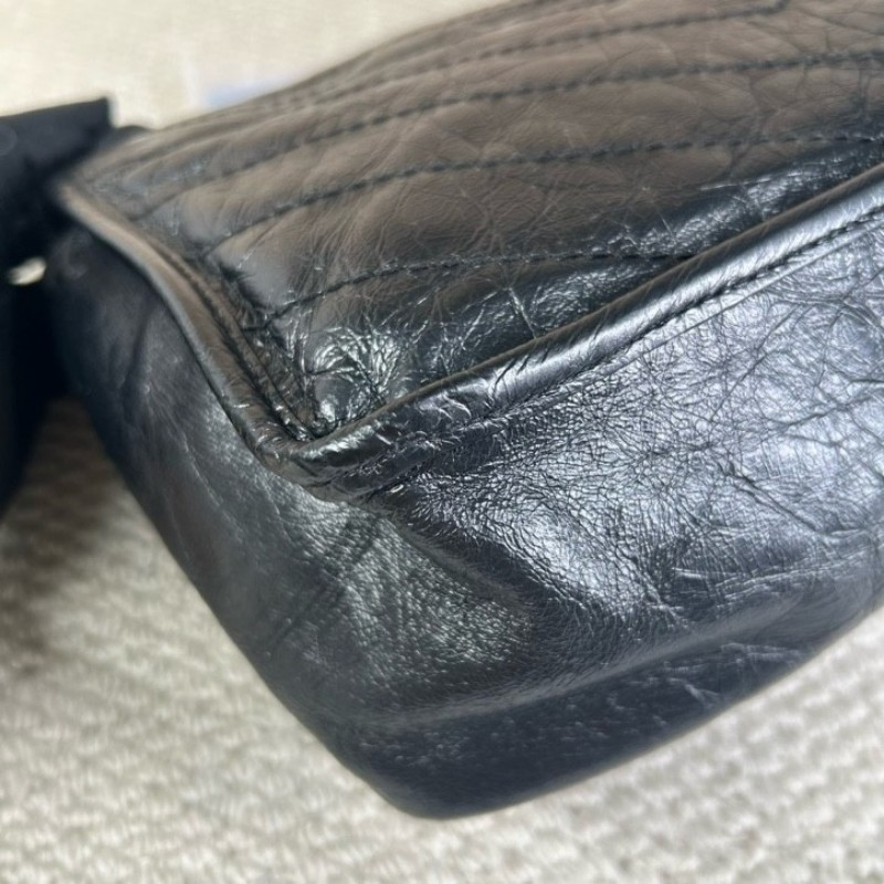 YSL聖羅蘭niki黑色油蠟皮 經典熱門款 隨性百搭 可單肩可斜挎 容量實用-9