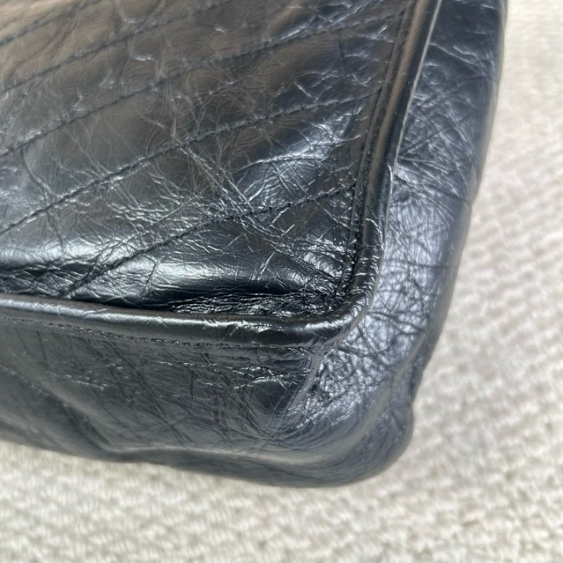 YSL聖羅蘭niki黑色油蠟皮 經典熱門款 隨性百搭 可單肩可斜挎 容量實用-10