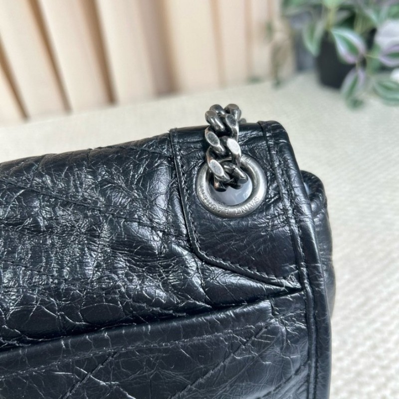 YSL聖羅蘭niki黑色油蠟皮 經典熱門款 隨性百搭 可單肩可斜挎 容量實用-22