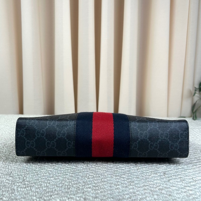 古馳Gucci經典老花手拿包 黑花配藍紅織帶 容量適中 日常通勤、洗漱、出門都很方便 實用性強-4