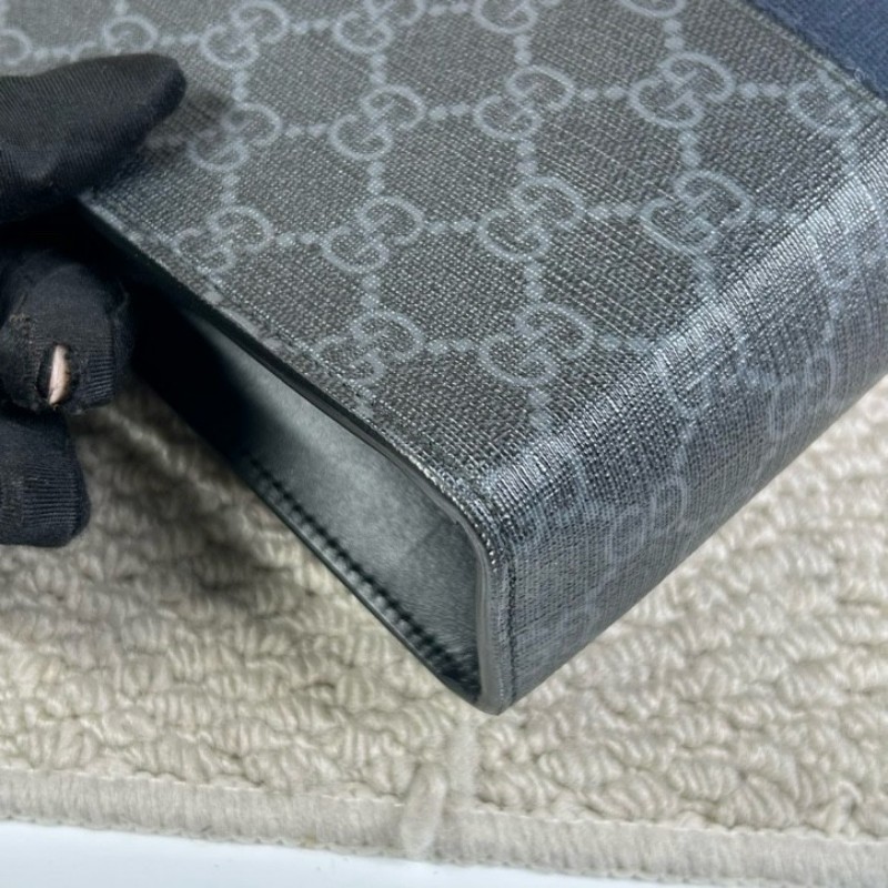 古馳Gucci經典老花手拿包 黑花配藍紅織帶 容量適中 日常通勤、洗漱、出門都很方便 實用性強-14