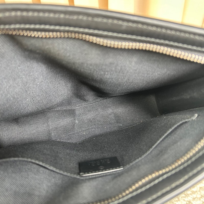 古馳Gucci經典老花手拿包 黑花配藍紅織帶 容量適中 日常通勤、洗漱、出門都很方便 實用性強-17