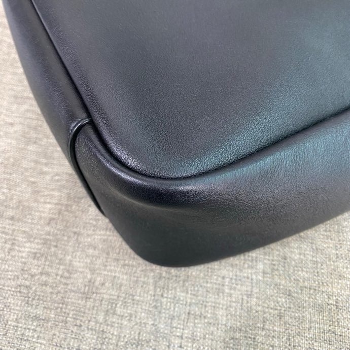 YSL聖羅蘭黑金小號hobo手提單肩腋下包-4