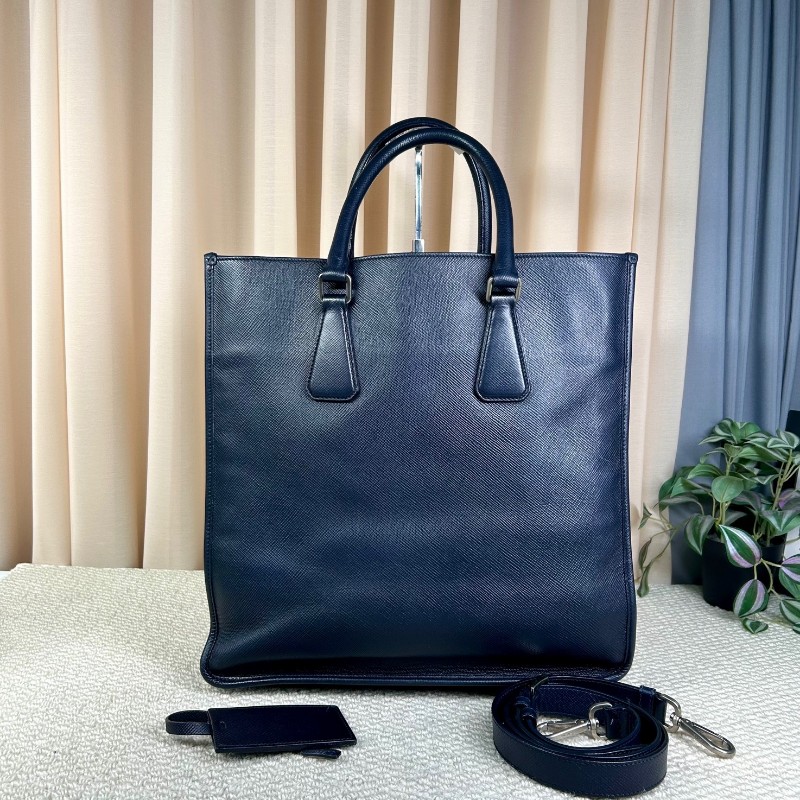 普拉達PRADA 藍色豎款公文包托特包 有肩帶 可單肩可斜挎可手提 牛皮材質 經典三角logo 容量大 實用性強 商務休閒都合適-1