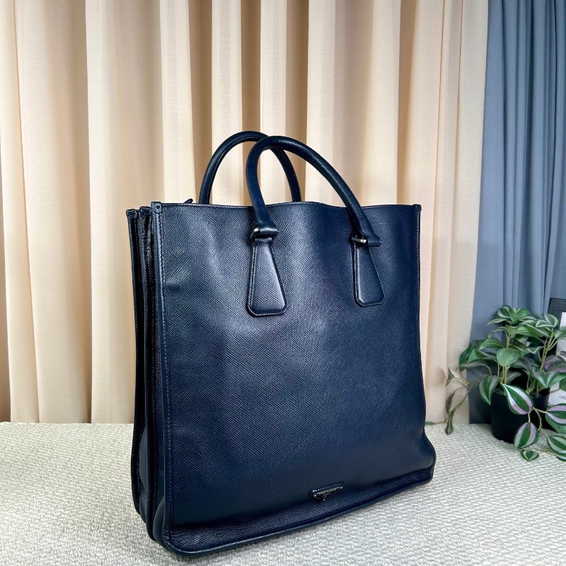 普拉達PRADA 藍色豎款公文包托特包 有肩帶 可單肩可斜挎可手提 牛皮材質 經典三角logo 容量大 實用性強 商務休閒都合適-2