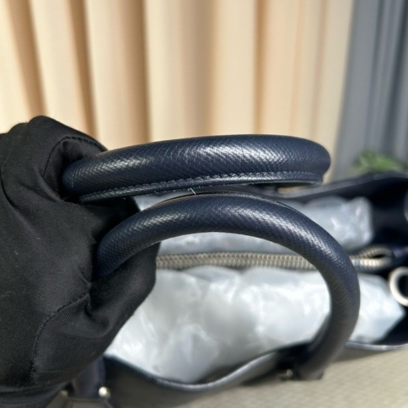 普拉達PRADA 藍色豎款公文包托特包 有肩帶 可單肩可斜挎可手提 牛皮材質 經典三角logo 容量大 實用性強 商務休閒都合適-20