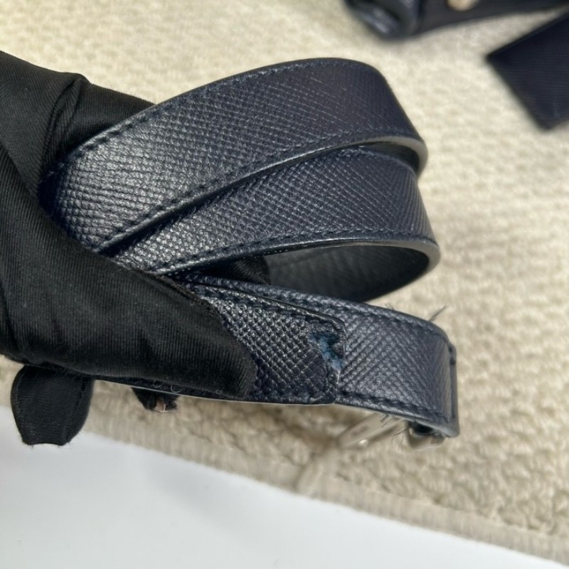 普拉達PRADA 藍色豎款公文包托特包 有肩帶 可單肩可斜挎可手提 牛皮材質 經典三角logo 容量大 實用性強 商務休閒都合適-25