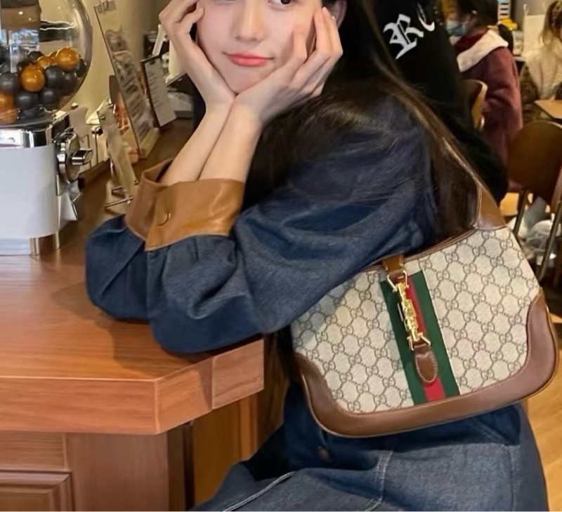 GUCCI古馳 Jackie 1961 老花腋下包 小號 棕色金扣-5