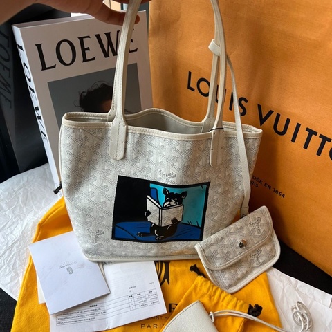 【法鬥聯盟舉手🤚🏻❤️限量稀有✨愛他就背他上身】Goyard限量款法鬥迷你購物袋 白色｜子母包｜托特包｜手提包