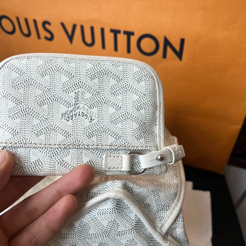 【法鬥聯盟舉手🤚🏻❤️限量稀有✨愛他就背他上身】Goyard限量款法鬥迷你購物袋 白色｜子母包｜托特包｜手提包-8