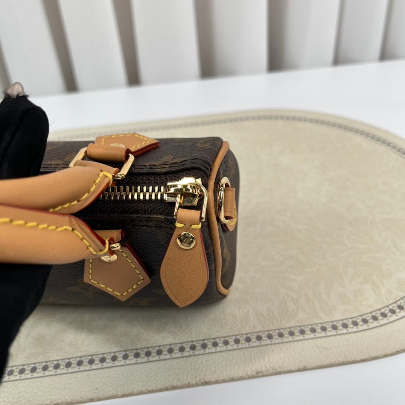 zzz LV路易威登  Speedy Nano 經典老花可拆卸可調節肩帶 棕色帆布塗層拼牛皮飾邊 枕頭包單肩斜挎手提包-22