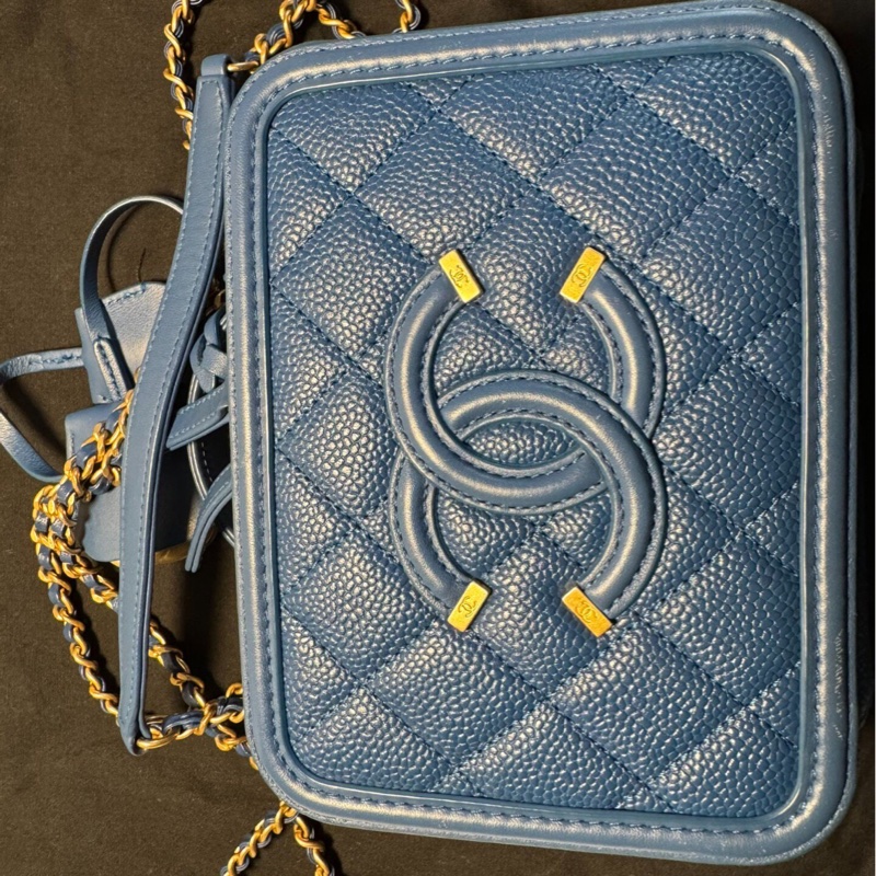 【98新✨秒殺優惠價🈹】Chanel香奈兒vanity case藏藍色相機包小號荔枝皮-1