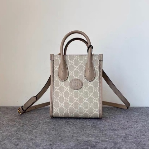 【97新 ✨ 全網最低價！】Gucci 燕麥色老花 mini托特琴譜包 肖戰同款