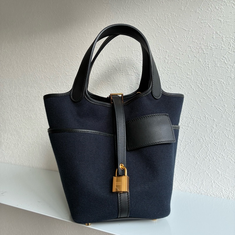 Hermes U刻Picotin Lock cargo 18深藍色帆布金釦菜籃子-5