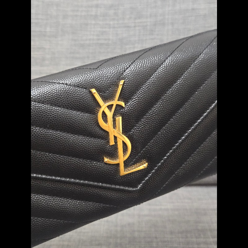 Ysl 聖羅蘭 黑色魚子醬牛皮 金色logo 掀蓋長夾-1